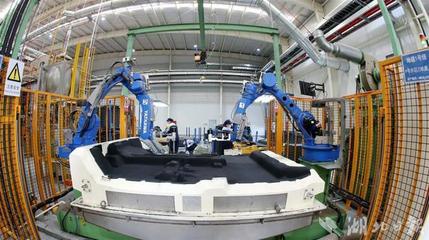 日特固汽車蔡甸工廠全速運(yùn)轉(zhuǎn) 12條生產(chǎn)線滿負(fù)荷生產(chǎn)，為汽車產(chǎn)業(yè)注入強(qiáng)勁動(dòng)能